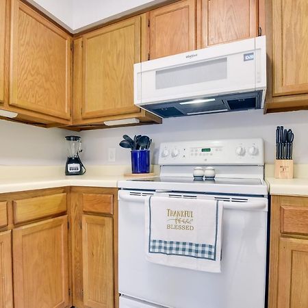 Sunny Condo - Private Ocean Isle Beach Access! Luaran gambar